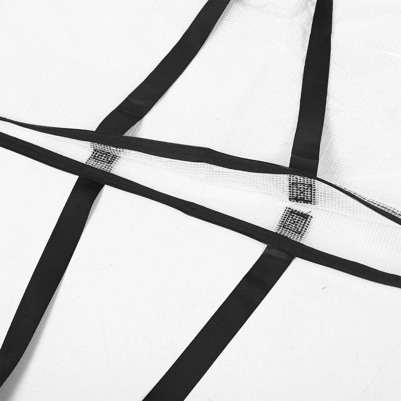 حقيبة محفظة فنية بمقبض ومساحة إضافية وآمنة وسحاب للإغلاق، مادة شديدة التحمل، تصميم واضح لملصق الطلاب الفنانين