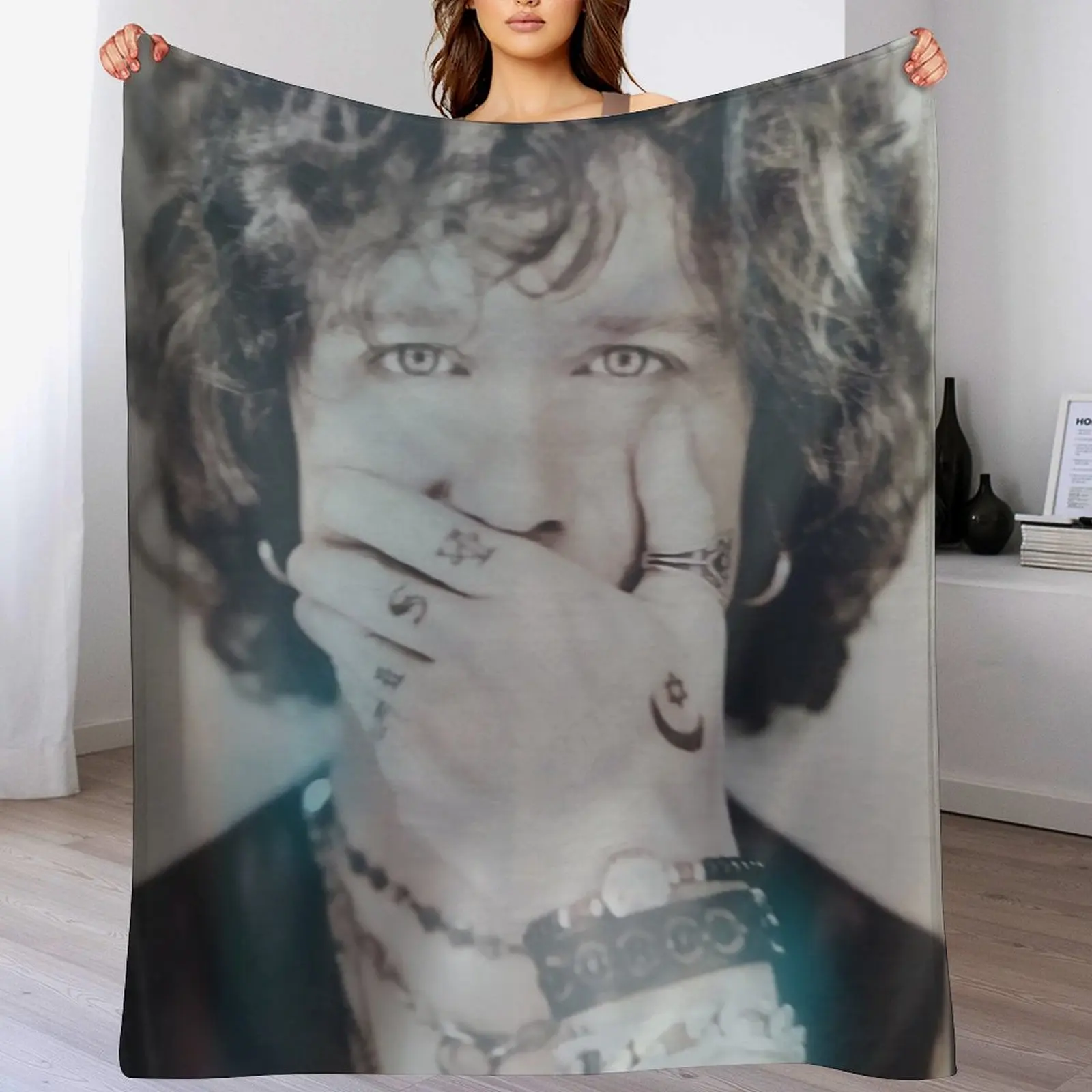 

BUNBURY SAVES SILENCE. HEROES OF SILENCE. Throw Blanket Vintage Decorative Beds Flannel Fabric Tourist Blankets