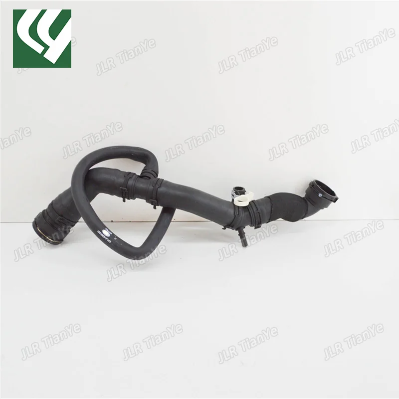 Suitable for Range Rover 4.4L diesel engine cooling water pipe LR080119