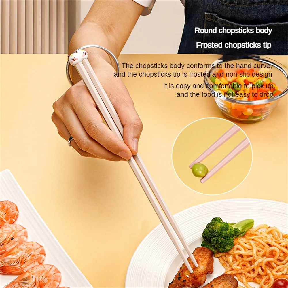 Metal Chopsticks Easy To Disinfect Durable 24.3 * 0.7cm Suitable For Home Use Environmentally Friendly Products Alloy Chopsticks