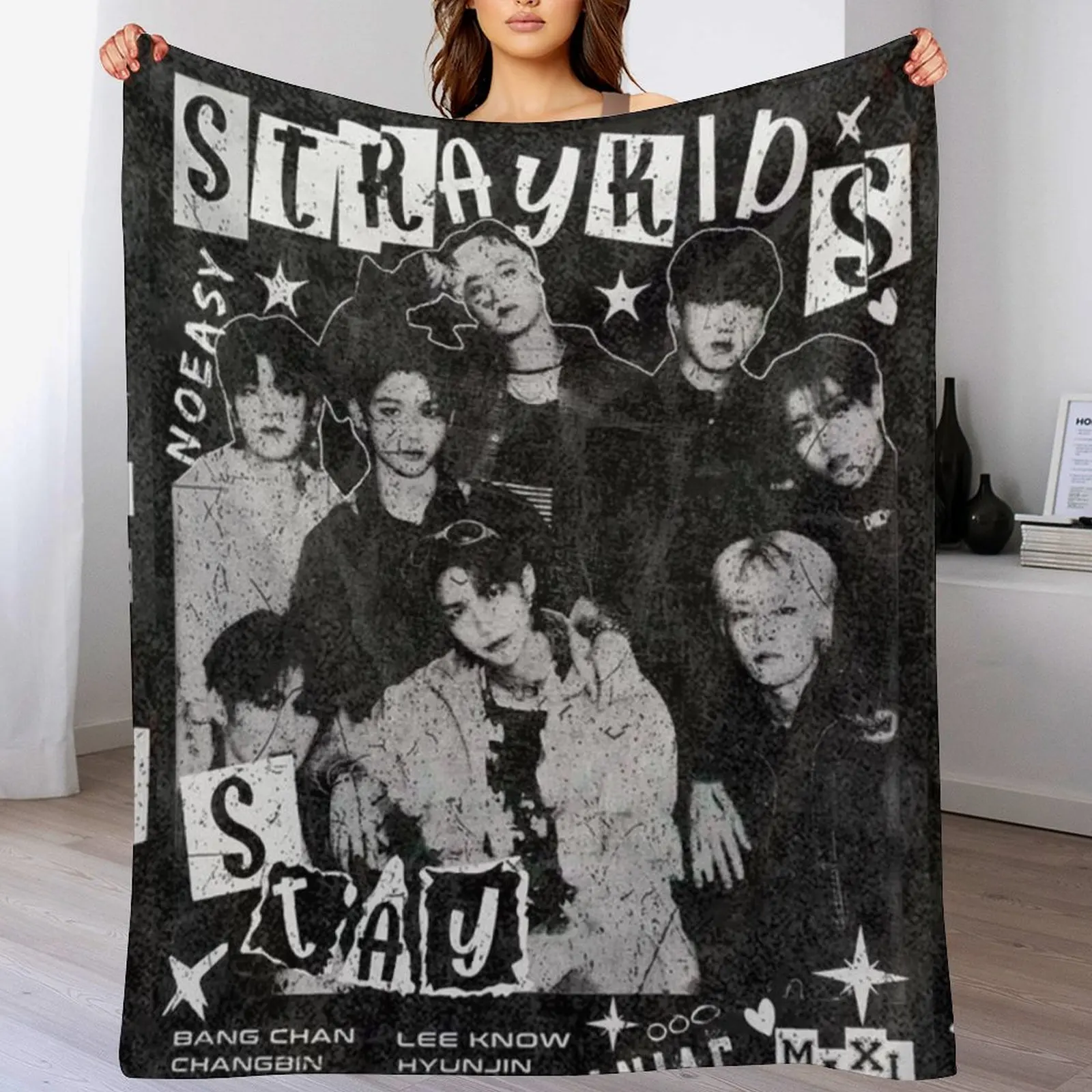 Stray Kids 5 Star comeback poster kpop boy group bang chan lee know changbin hyunjin han felix seungmin jeongin Throw Blanket