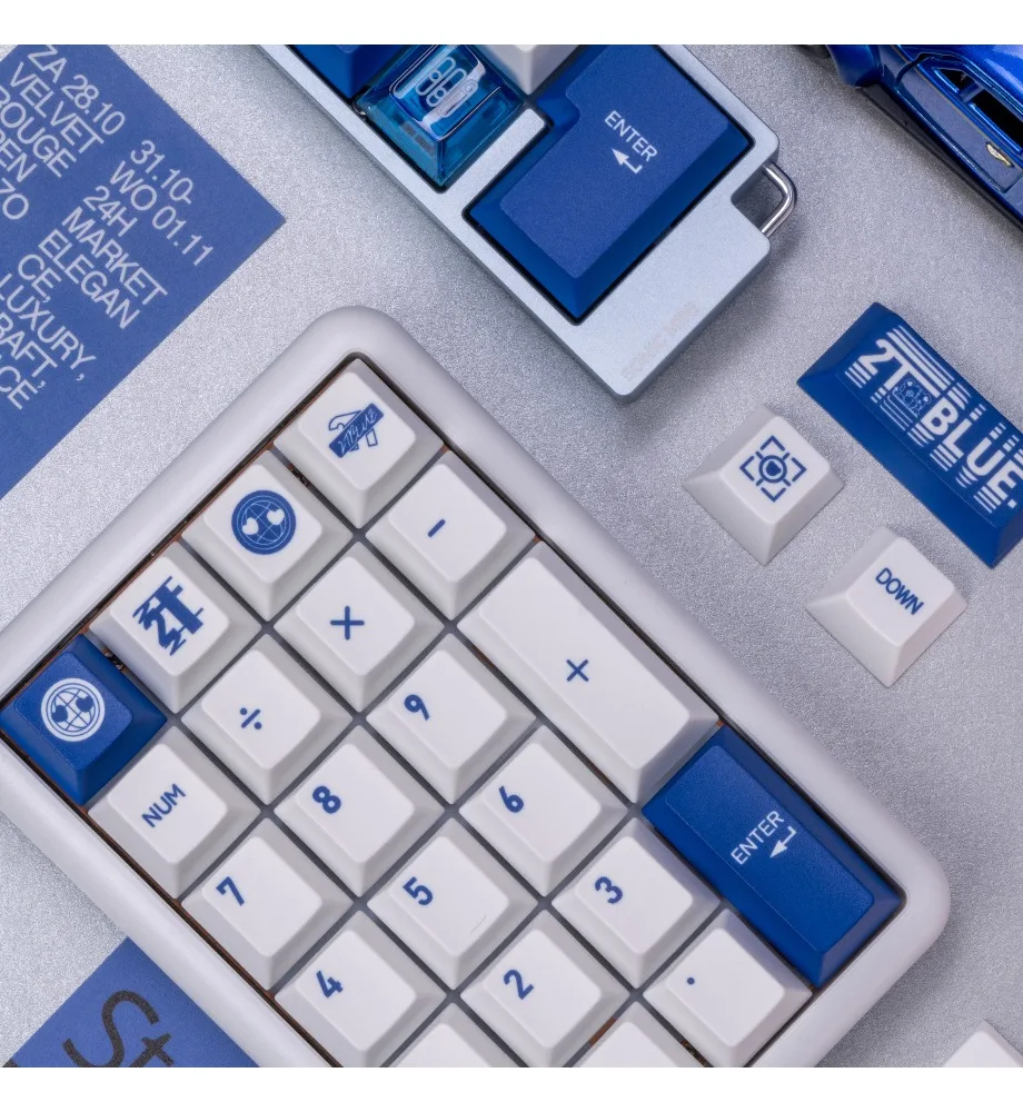 White and blue keycaps Original height PBT material Sublimation process PC custom DIY keyboard