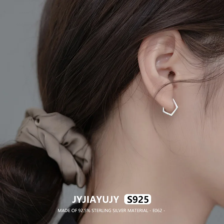JYJIAYUJY 100% Sterling Silver S925 Hoop Earrings Smooth Surface Hexagon Shape Fashion Hypoallergenic Fine Jewelry Gift E062
