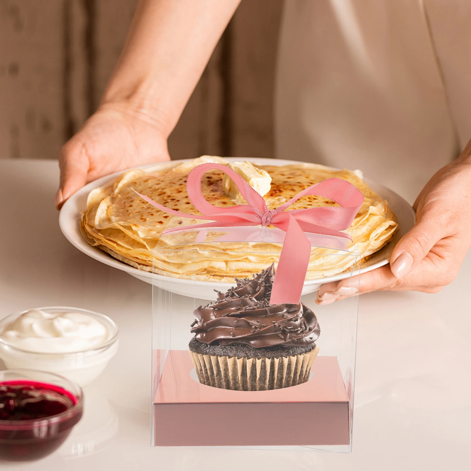 

8 Pcs Mousse Cupcake Packing Clear Cake Mousse Cake Boxes Cupcake Packing Boxes 9x9x9cm Rose Gold Dessert Containers