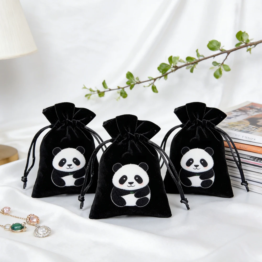 

50Pcs 7x9cm Customized Logo Black Velvet Dust Pull String Gift Packaging Bag Wedding Gift Pouches For Hairpiece Perfume Jewelry