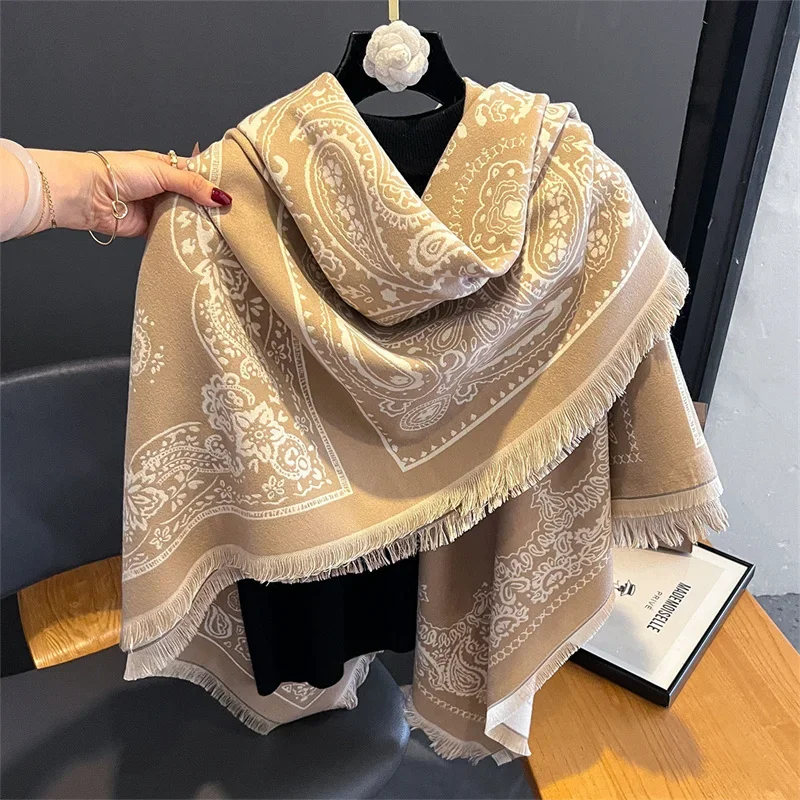 Luxury Brand Cashmere Women Paisley Scarf Winter Warm Shawl and Wrap Bandana Pashmina Female Foulard Square Thick Blanket Poncho