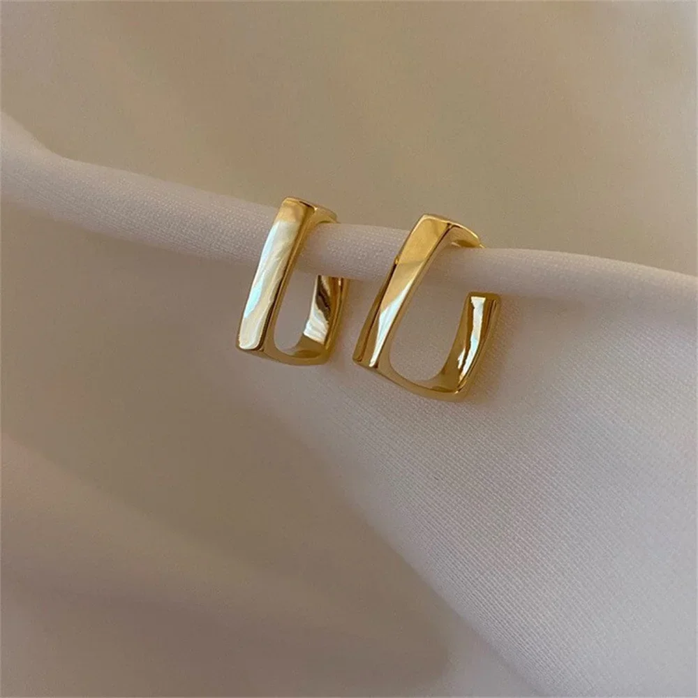 2024 New Simple Geometric U-Shaped Earrings For Women Fashionable Gold Color Irregular Earrings Trendy Jewelry Accessories