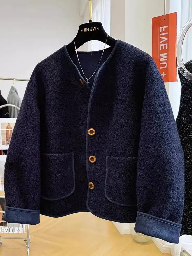 Sli Lamb Velvet Jaet 2025 New Faion Women's Coat Autumn Winter Leather Fur Inteated Cotton Polyester Blend