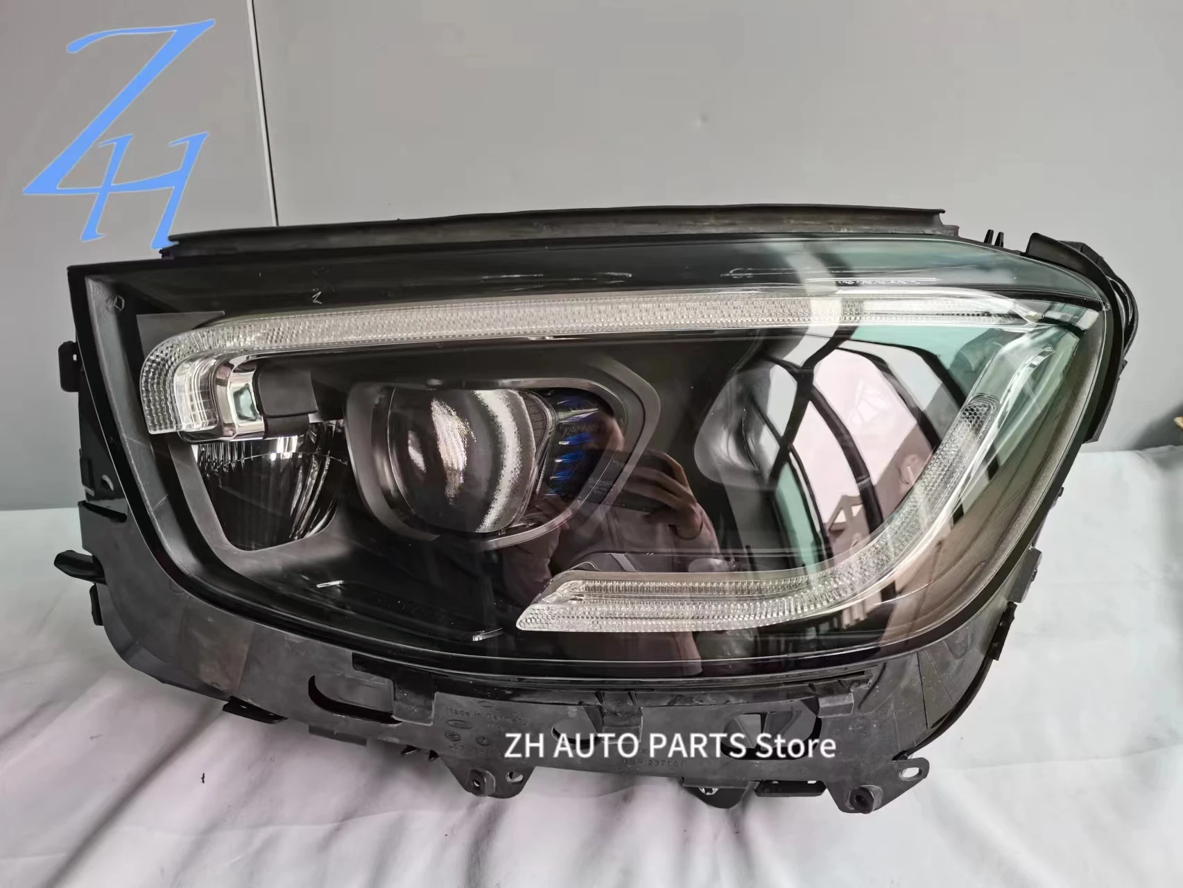 For2019 2020 Mercedes-Benz GLC260 300 w253 Coupe Driver's Side Light Assembly multi-beam led automotive headlight accessories