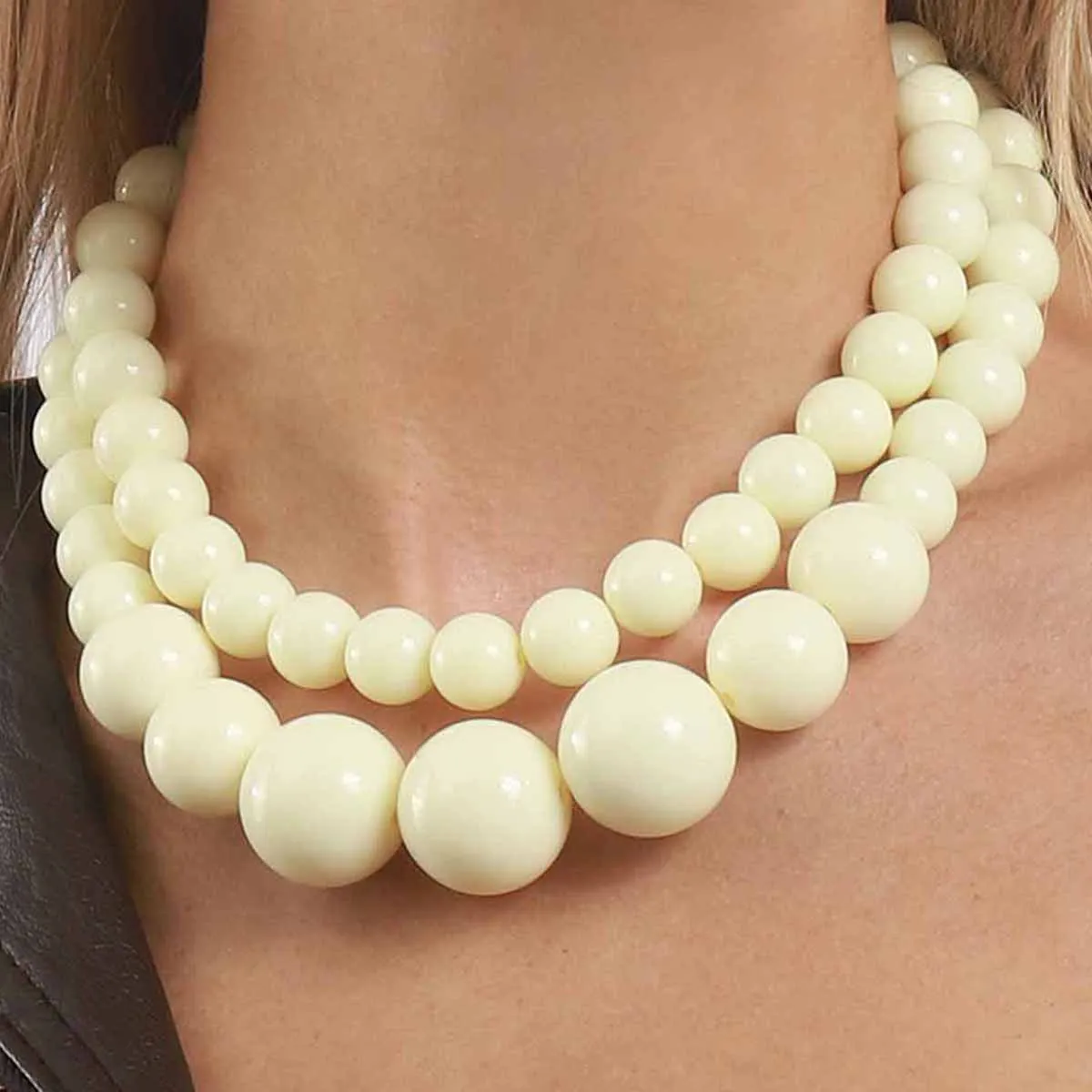 Vintage French Style Double Strand Creamy Off White Chunky Round Bead Choker Collar Necklace Retro Elegant Party Neckwear