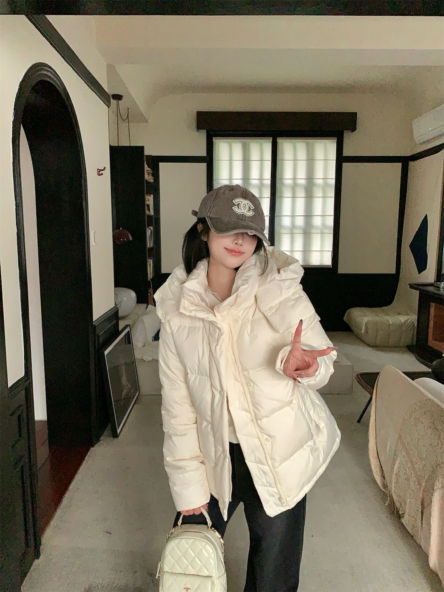 Cappotto Imbottito in Piuma Bianca con Cappuccio per Donna, Giacca Casual Calda con Chiusura a Zip e Maniche Lunghe