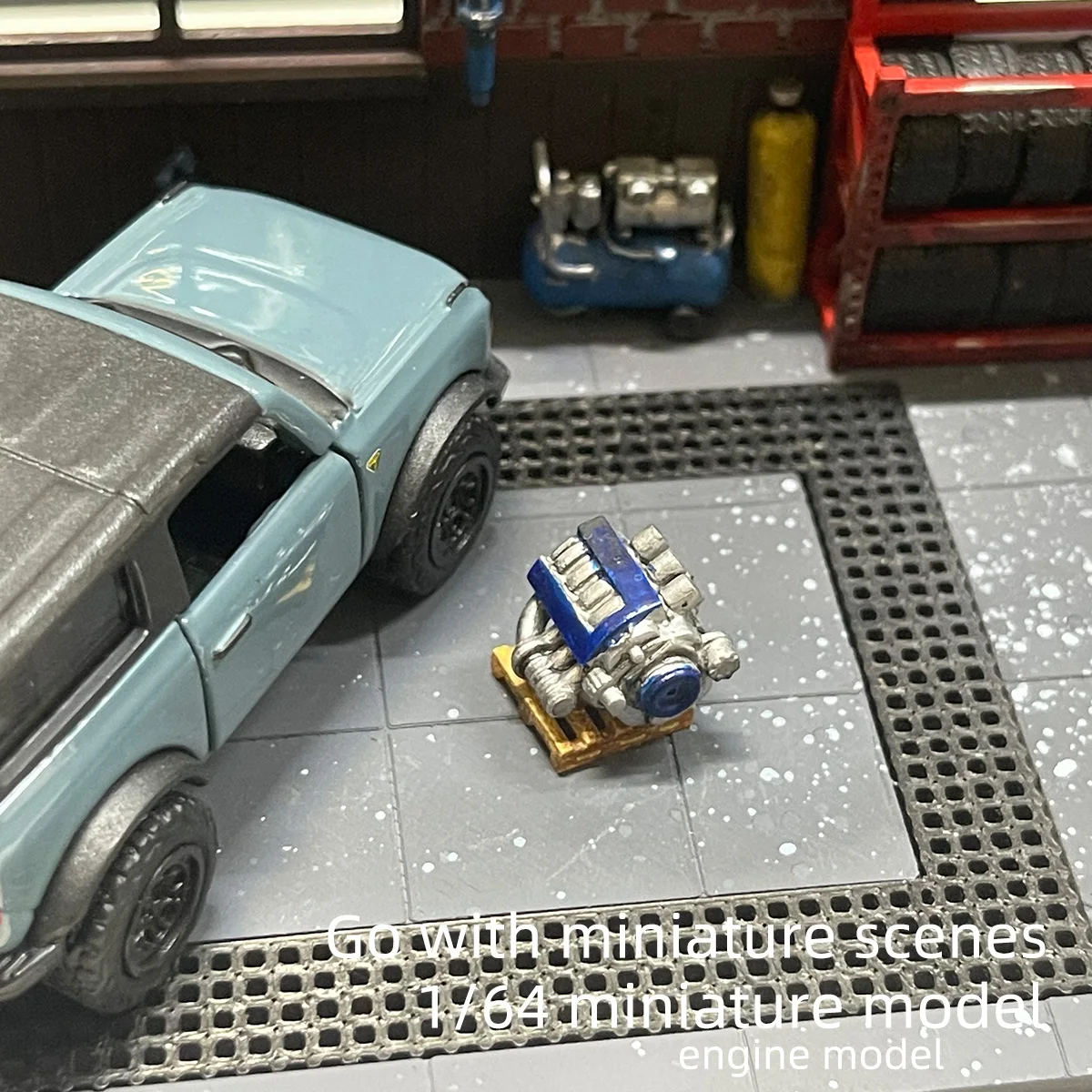 Detailed Scene: 1:64 Scale Miniature Model Repair Shop, Mini Engine N0.1, Decorative Car Model Scene with Vintage Layout