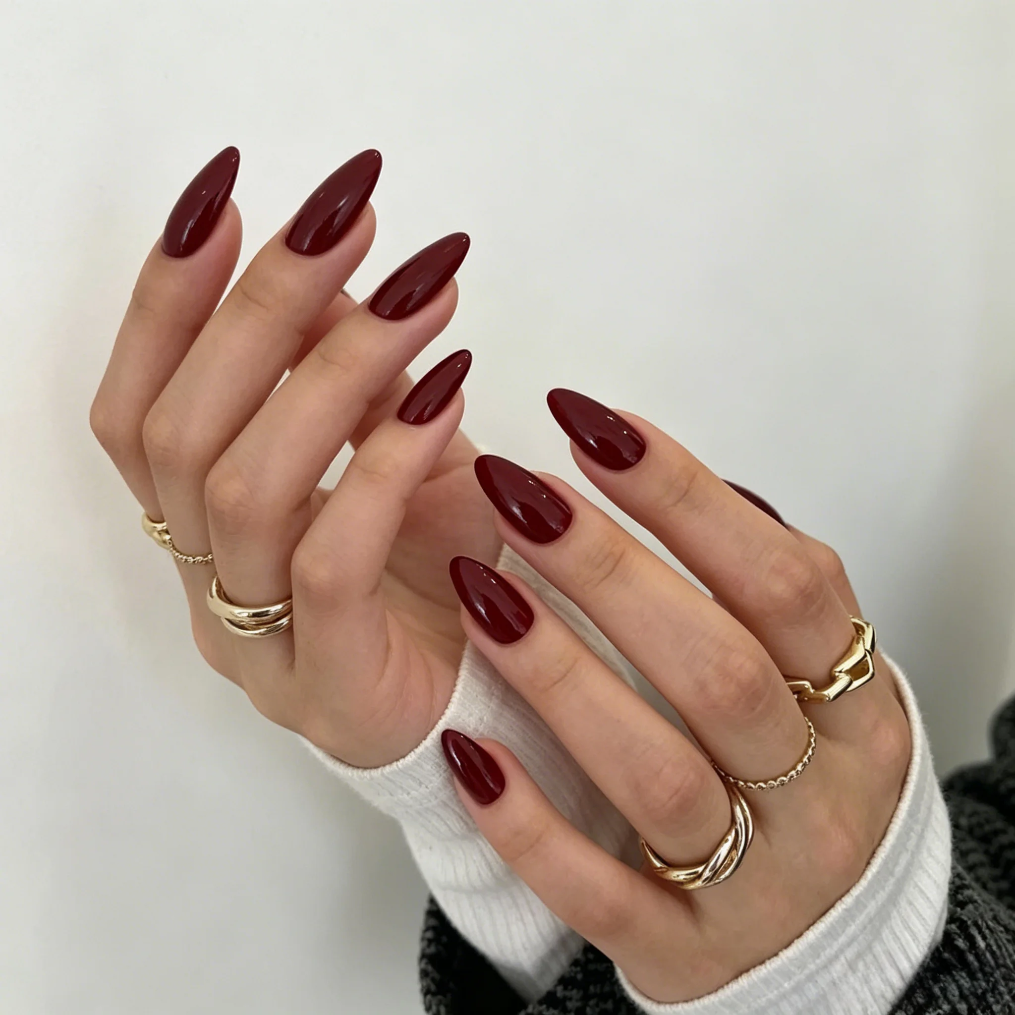 24Pcs/Set Simple Wine Red Fake Nails Mid-length Almond Press on Nails Art Wearable Round Head Oval Full Cover False Nail Tips view 5