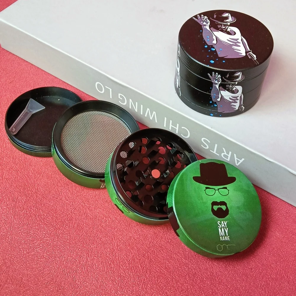 Molinillo de hierbas de 2 pulgadas para hombre, molinillo Manual de especias de 4 capas de Metal, pimienta, sal, mortero, hierba, molinillo de tabaco crudo, herramienta para cigarrillos y humo