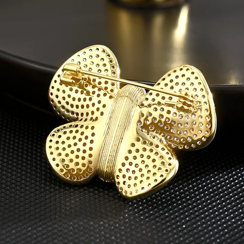 بروش فراشة كريستال كامل رائع للنساء والفتيات دبوس فستان الملابس