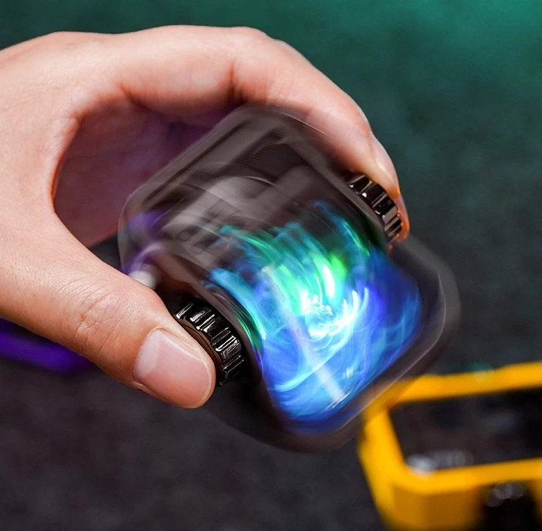 New Windproof Green Flame Transparent Air Chamber Windproof Direct Charging Mecha Lighter Cigarette Accessories