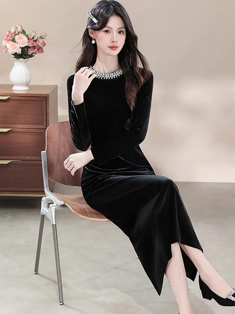 Damska Sukienka Vintage w Stylu Hepburn, Luksusowa, Długa, Jesienno-Zimowa, Czarna, Aksamitna, z Diamentami, Stójka, Sukienka Bodycon Elegancka w Stylu Koreańskim, Kolekcja 2025