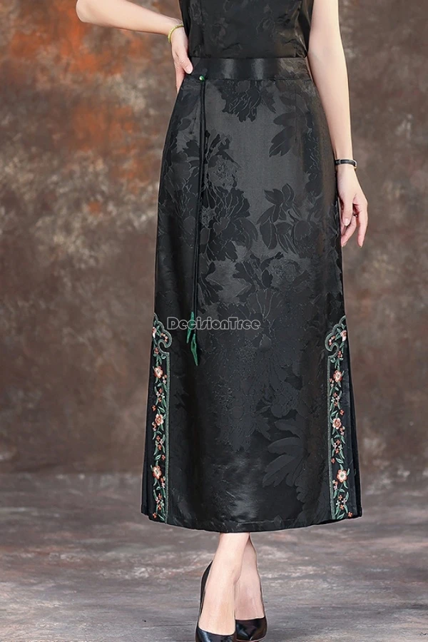 

2025 chinese retro embroidered mid-length jacquard a-line half skirt women spring/summer slit elegant hanfu tang suit half skirt