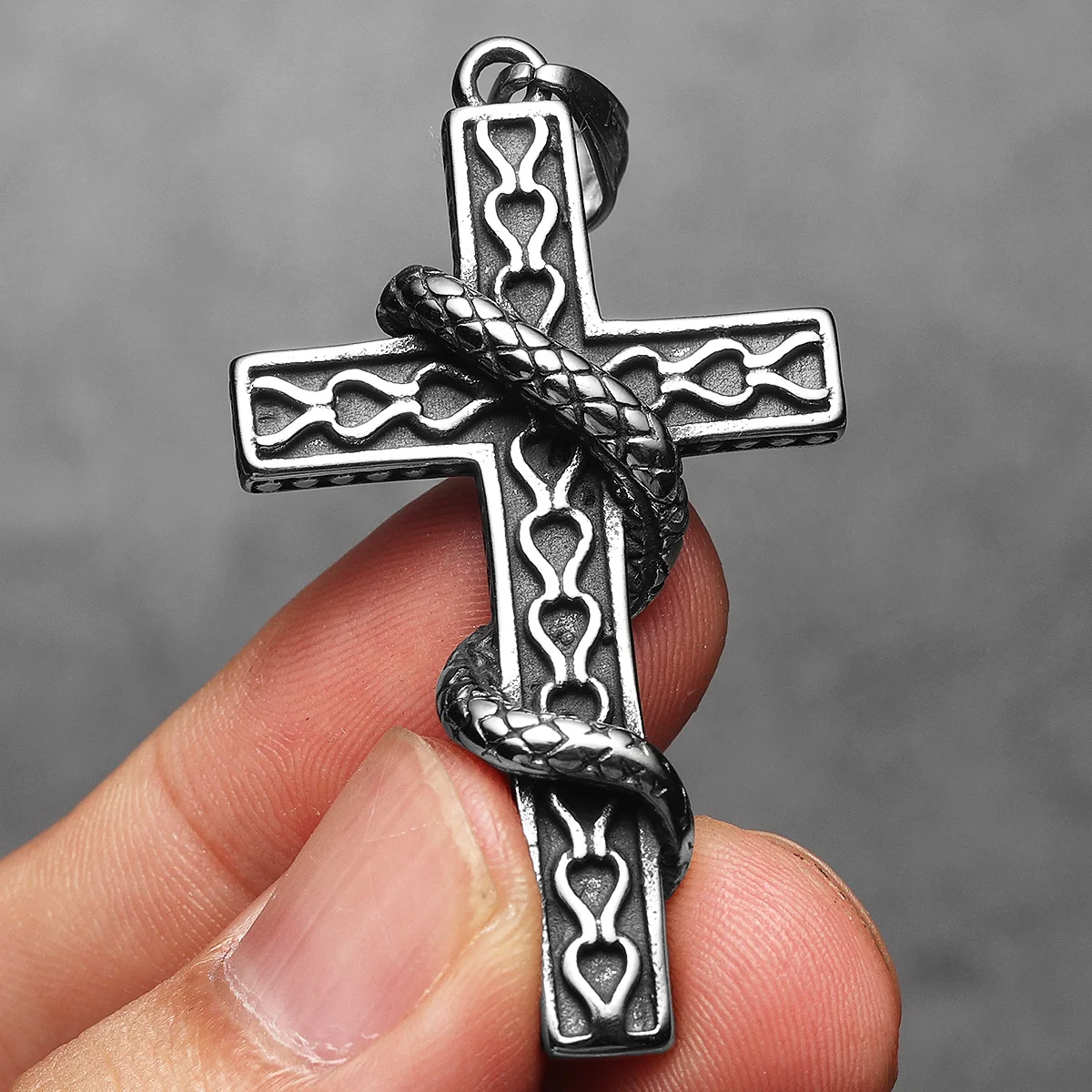 Cross Snake Men Necklaces Stainless Steel Pendant Chain Women Simple Fashion Jewelry Punk Amulets Accessories Gifts Wholesale