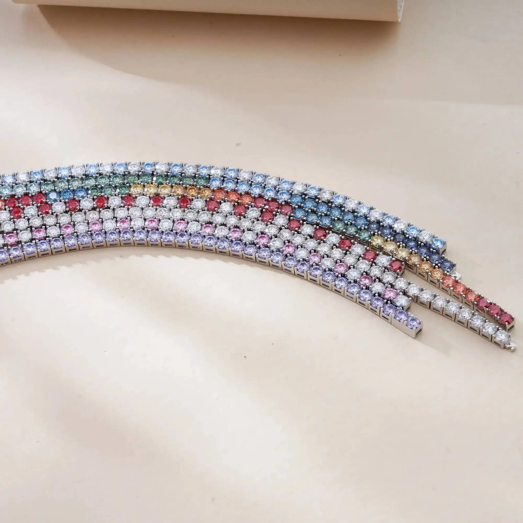 TY Moissanit-Tennisarmband, 925er Silber, versteckter Verschluss, GRA-zertifizierter Labordiamant, 18 Karat Hochzeitsarmbänder für Damen und Herren – Detail 9