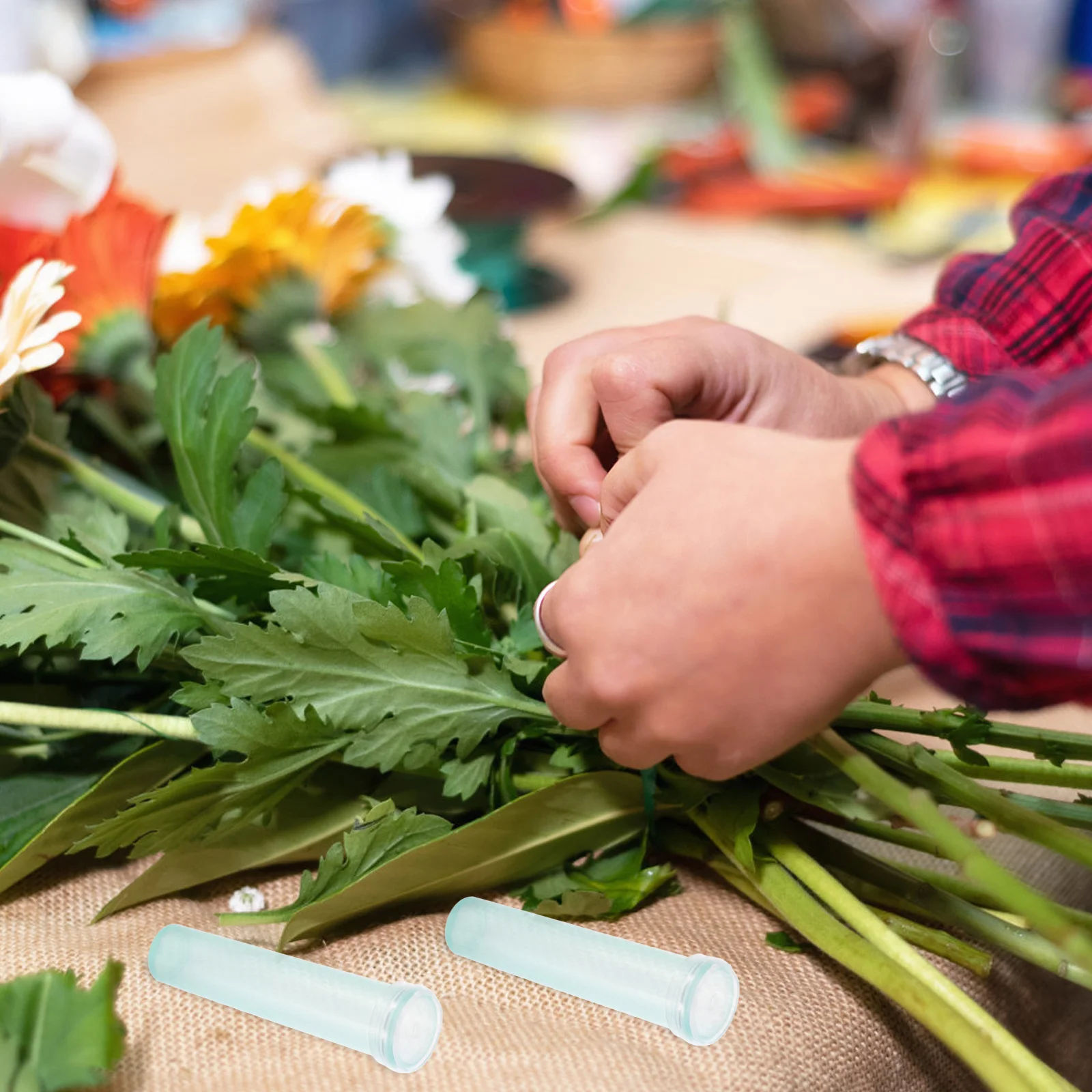 

100Pcs Floral Water Tubes Clear Plastic Flower Tubes for Fresh Flower Arrangement Wedding Home Decor Essential