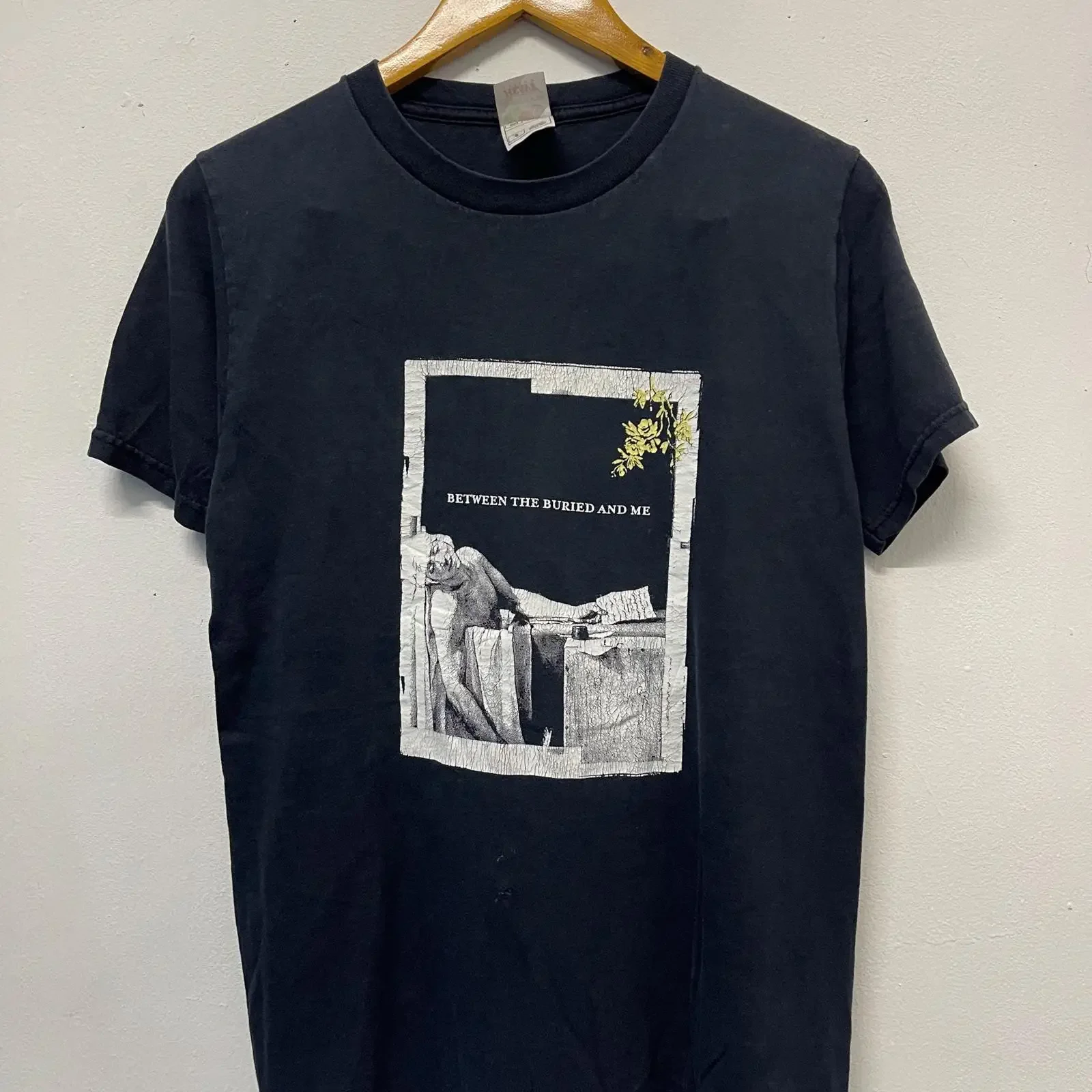 Vintage Y2K Between The Buried And Me Band T Shirt Black Metalcore Post Hardcore Rock vintage Washed Comfortable Casual