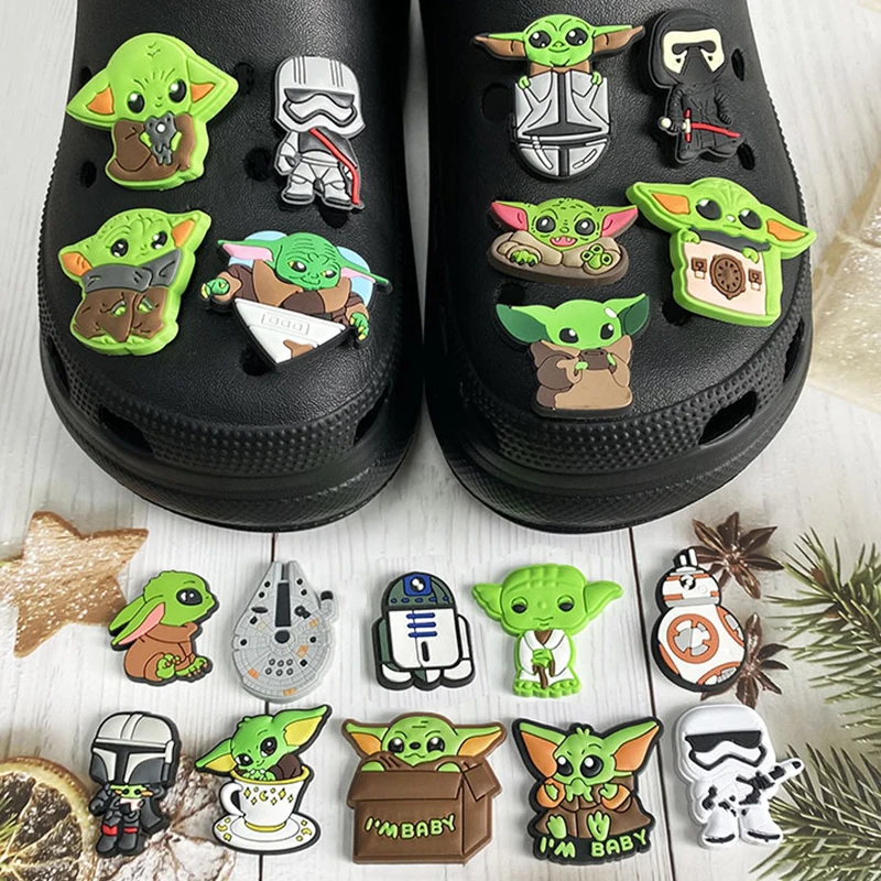 HEROCROSS Star Wars PVC Shoe Charms for Crocs Cartoon Figure Master Yoda Baby Youda DIY Accessory Crocs Jibitz Wholesale