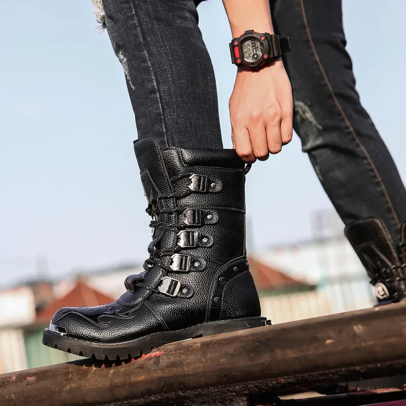 Botas de moto de invierno para hombre, zapatos Punk Rock Punk a media pantorrilla a la moda, de cuero PU, color negro, botas informales altas para hombre 38-46, 2022