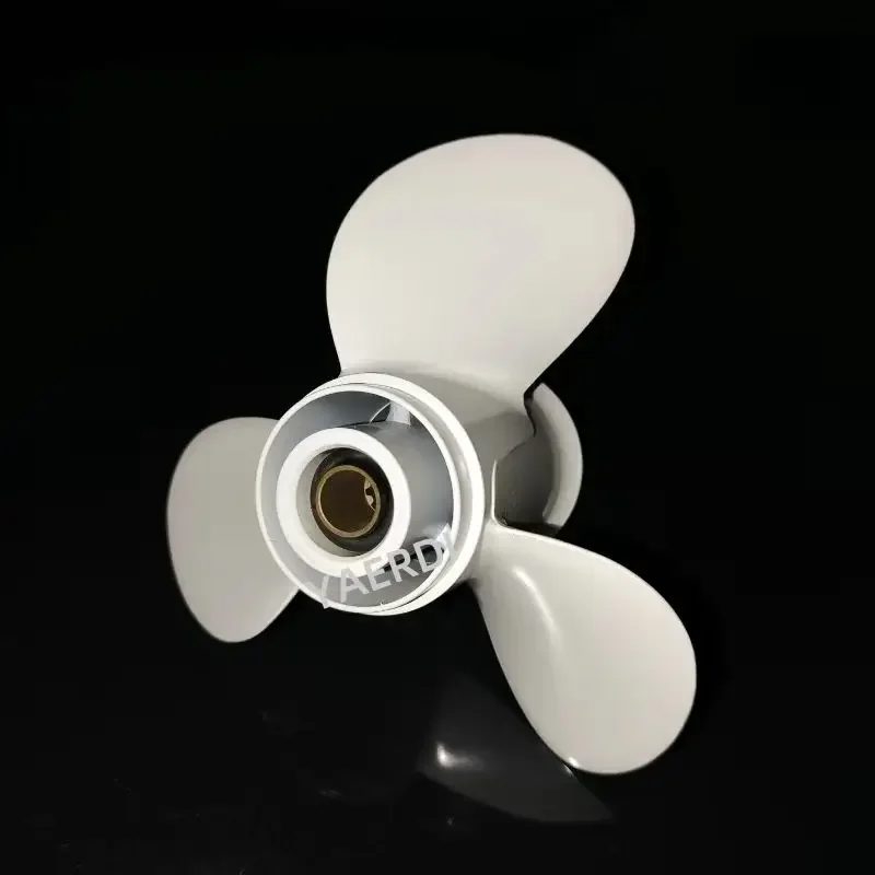 Two to four stroke 30 horsepower suitable for propellers of outboard engines such as Yamaha