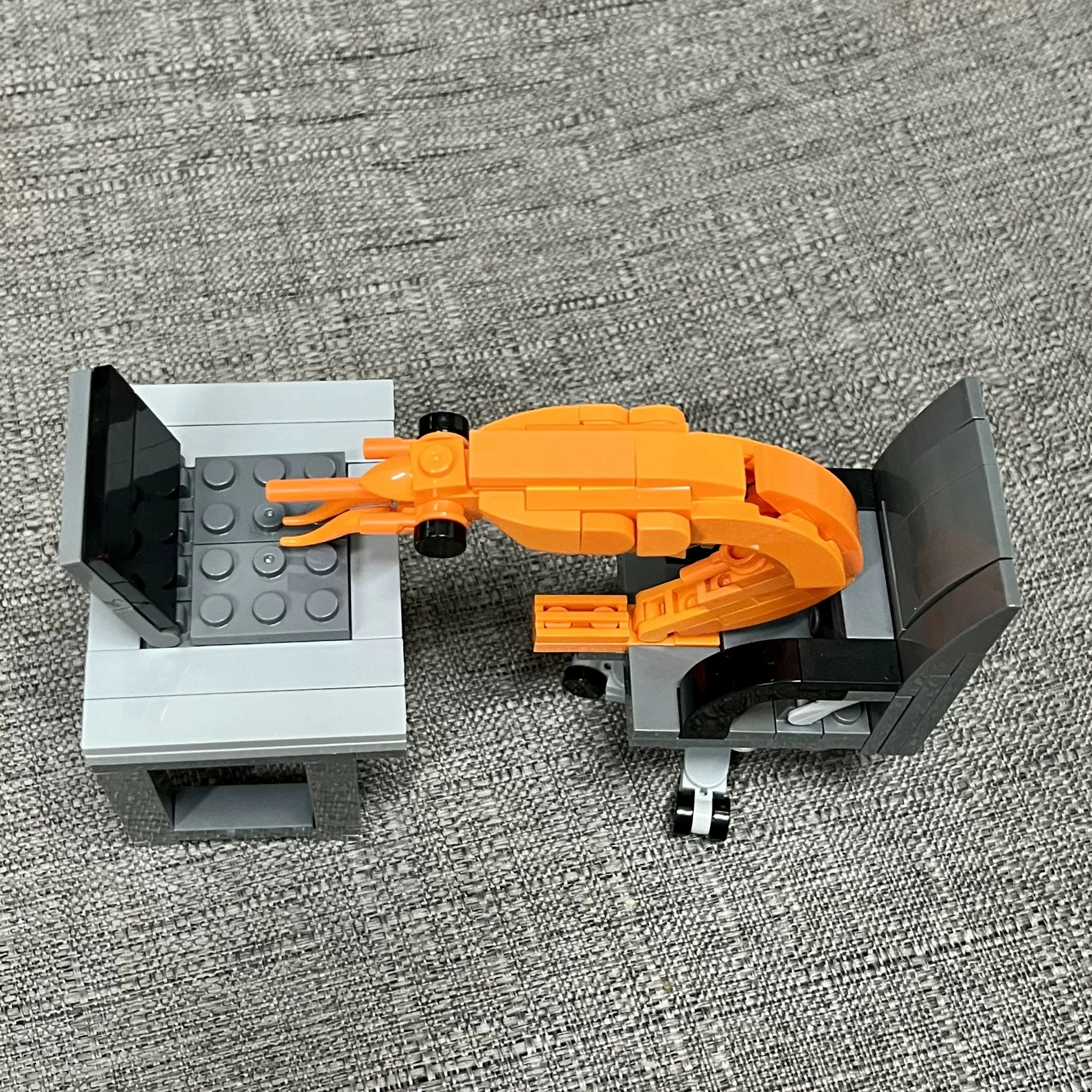 Klocki Konstrukcyjne Krewetki Dekoracja Biurka Seria Robotnik Montujący Krewetka w Kształcie Puzzle Zabawka do Składania Prezent Urodzinowy dla Chłopca