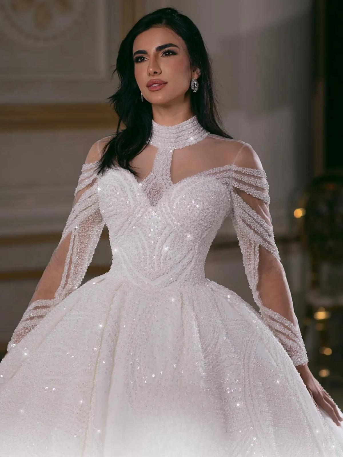 Pretty Sequins Ball Gown Wedding Dresses High Neck Long Sleeve Bridal Gowns Beadeds Vestidos De Novia Customized
