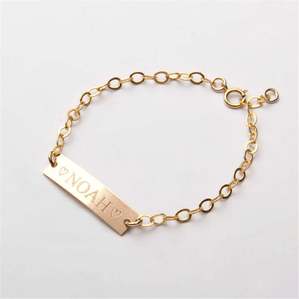 Customized Name Bracelets for Baby Personalized Silver Color Rectangle Nameplate Bracelet Christmas Gifts for Boys and Girls