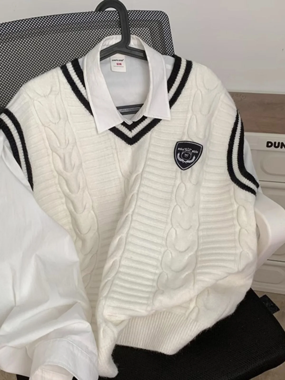 

Мужской свитер свободного кроя большого размера (до 300 фунтов), повседневный, в университетском стиле, для пар, осенне-зимний трикотажный жилет-топ