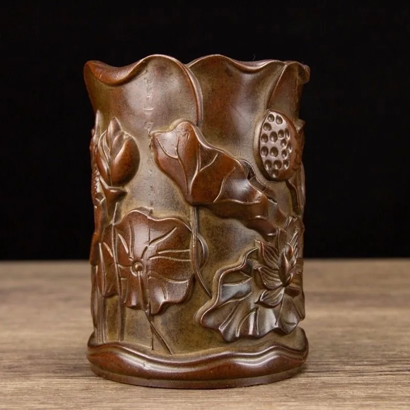 Copper ornament, finely carved craft, symbolizing prosperity after year, pen and incense holder, office a