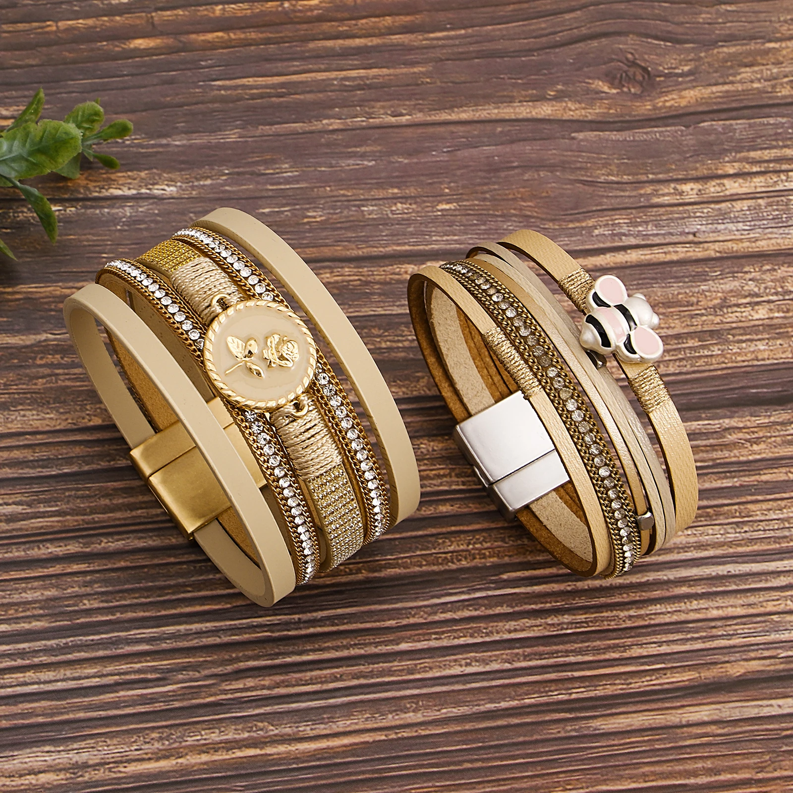 

Amorcome Bohemian Rhinestone Inlaid Flower Leather Bracelet for Women Multilayer Woven Stackable Bracelet Exquisite Jewelry Gift