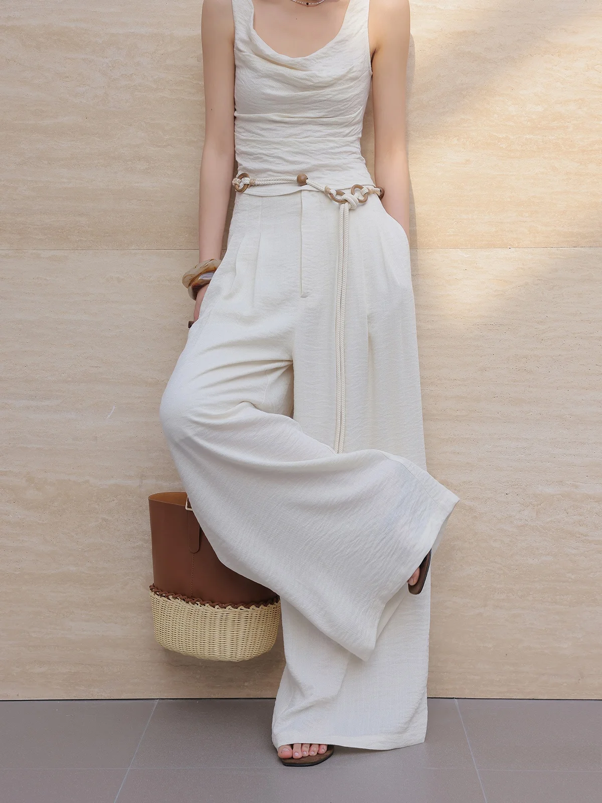 

JWUNIQUE Fashionable Wide Leg Casual Sleeveless Women's Set Summer 2026 round Neck Cotton Two-Piece Suit Neutral Style