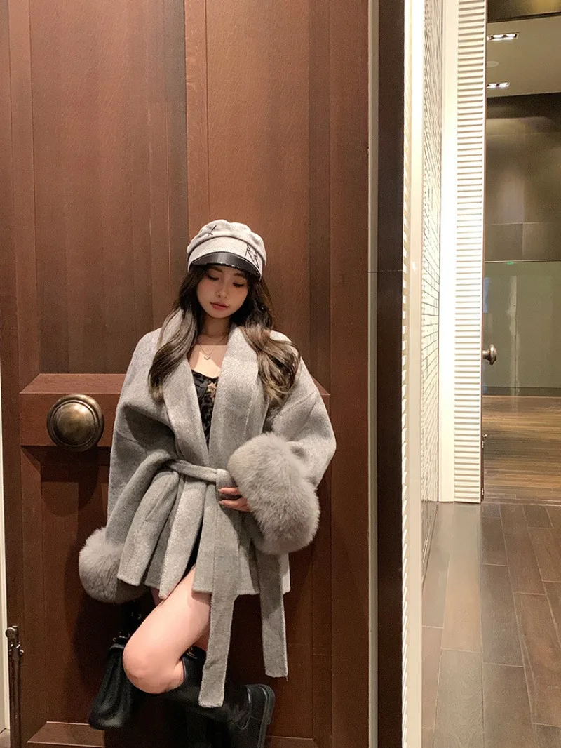 ベルト付きウエストグレーウールブレンドコート女性長袖ルーズミッドレングスオーバーコート秋冬ファッションアウター