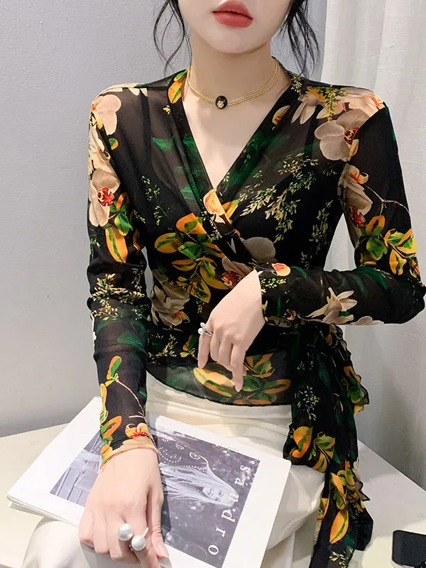 Fashionable Thin Mesh Women's Top Belted V-Neck Long Sleeve Sun Protection Shirt Summer Autumn New Arrival Lace Snowflake Design