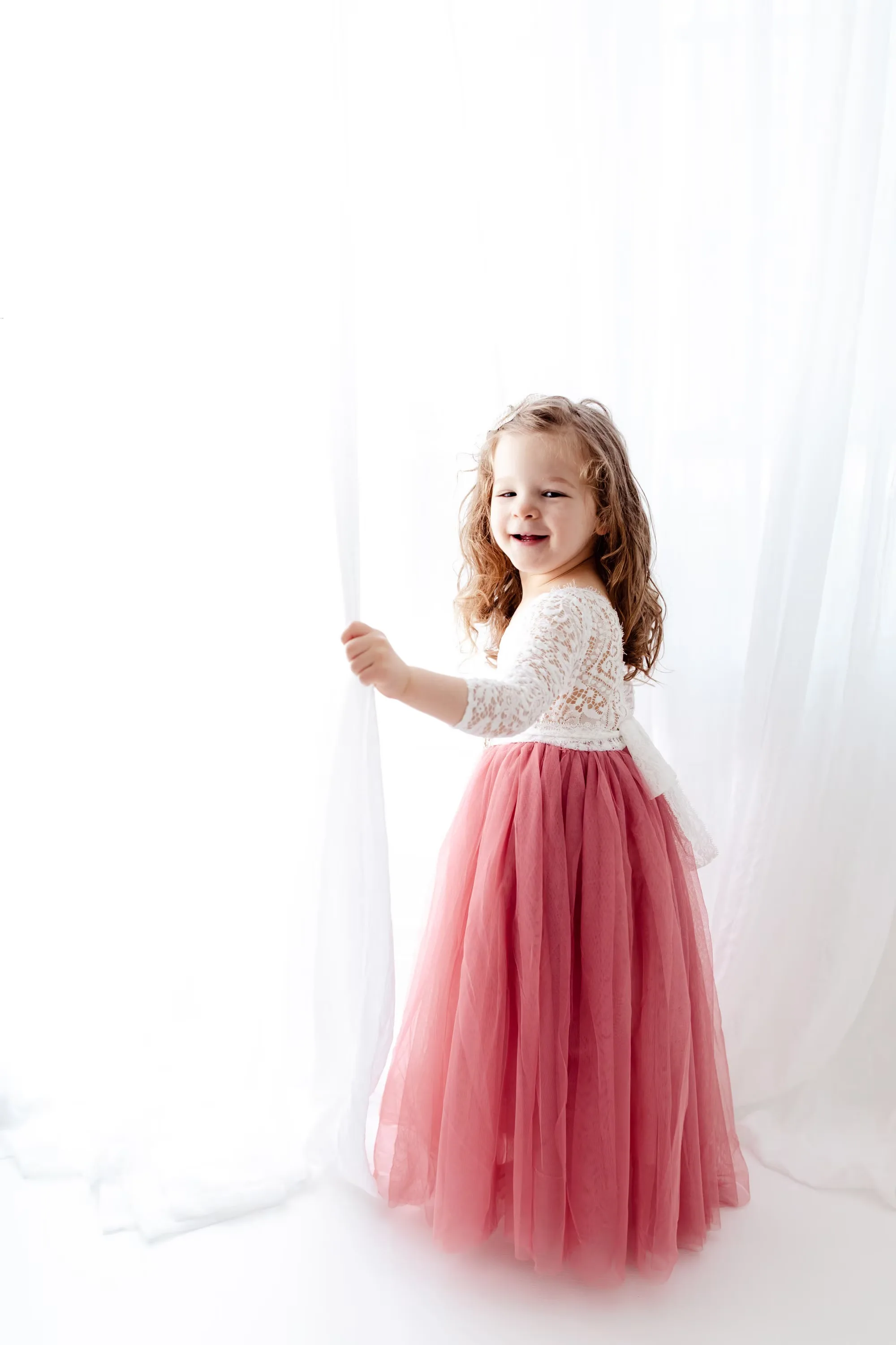 Children's one-year-old dress, girl's lace long-sleeved mesh princess dress, flower girl wedding piano performance dress