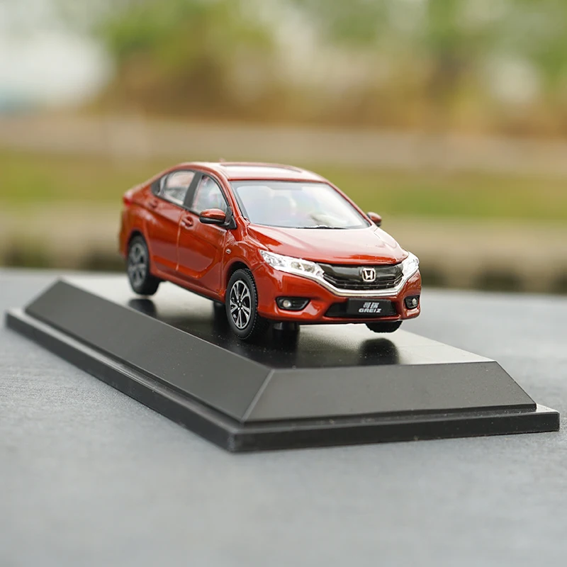 

1:43 Scale Greiz Alloy Car Model Collection Ornaments