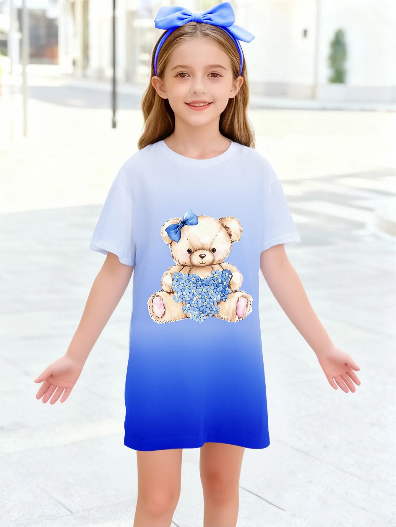 

2026 girls blue and white gradual change bear print short-sleeved T-shirt skirt