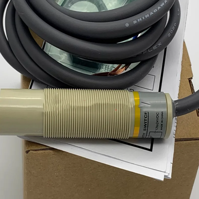 

2 шт. новый датчик конденсатора E2K-X15ME1 E2K-X15ME2 E2K-X15MF1 E2K-X15MF2 E2K-X15MY1 E2K-X15MY2