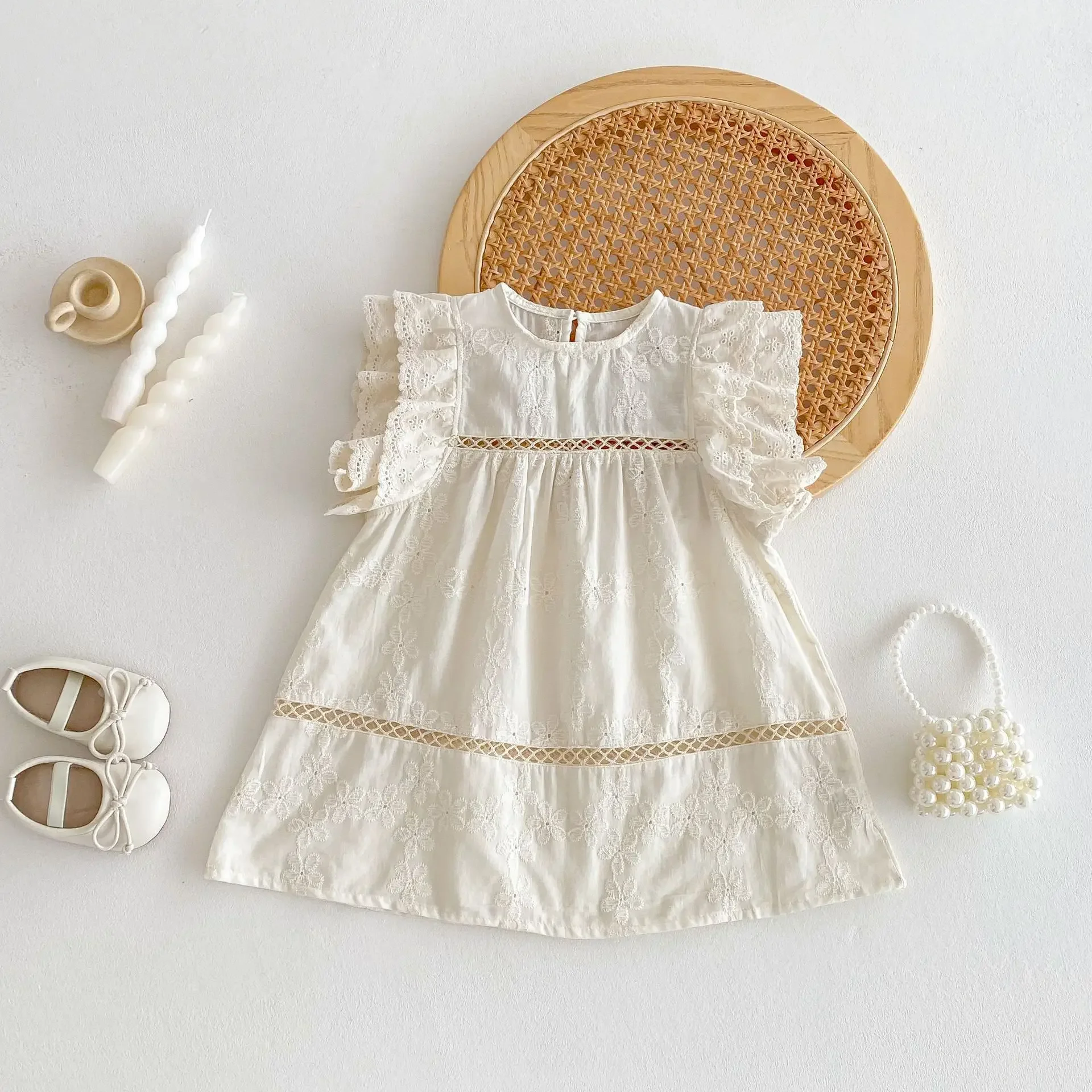 

2025 Summer New Soft Breathable Girls Dress 95% Cotton Flying Sleeve Hollow Flower Princess Dress for 1-6 Years Old Toddler Kids