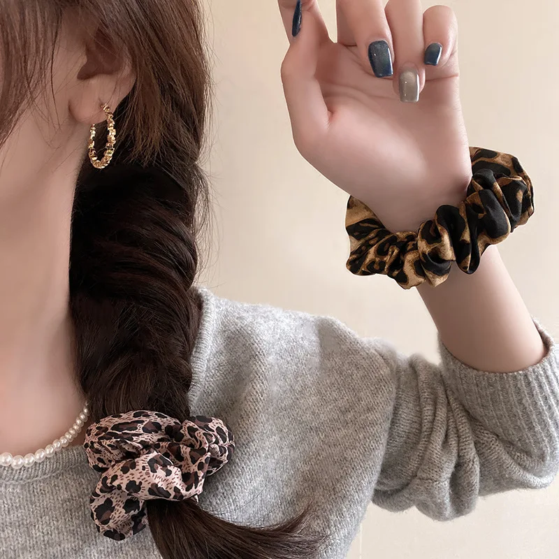 

Leopard Print Hair Scrunchies Simple Fashion Elastic Rubber Bands Elegant Ponytail Holder Korean Women Hair Ropes Accessories