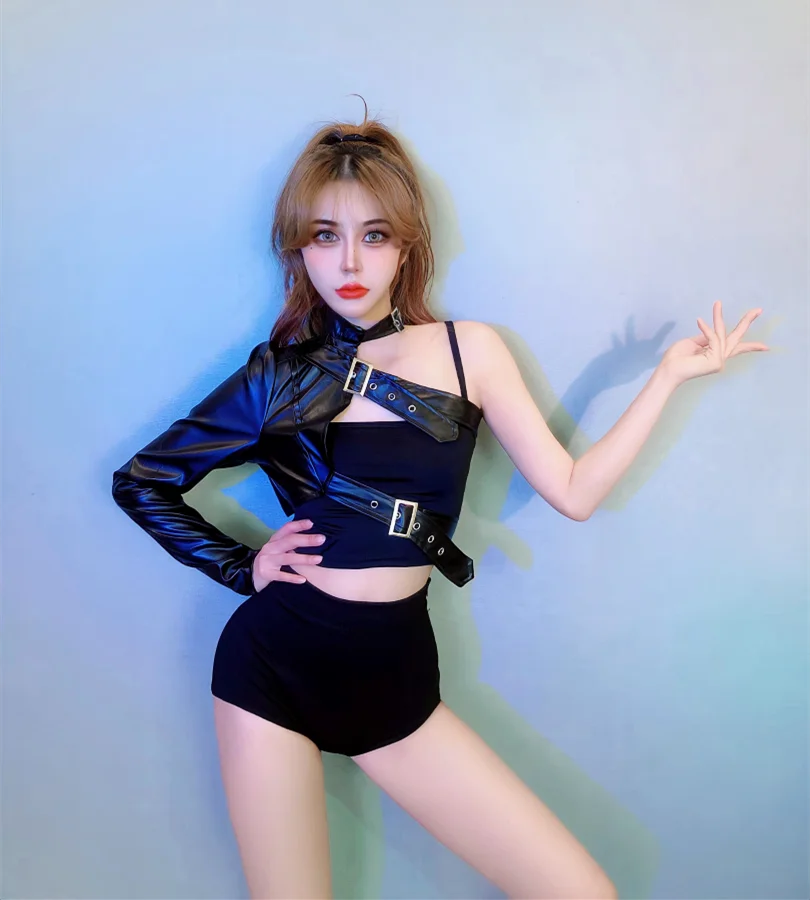 Women Sexy New Bar Gogo DJ Leading Dance Costume Girl Jazz Stage Singer Performance Outfits Tops Vest Shorts Atmospheric Set