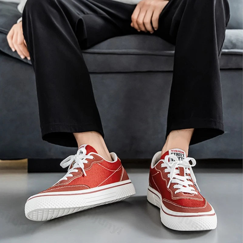 Lightweight Men's Canvas Shoes Spring Autumn New Breathable Comfort Low Help Board Shoes Soft Sole Outdoor Non Slip Casual Shoes