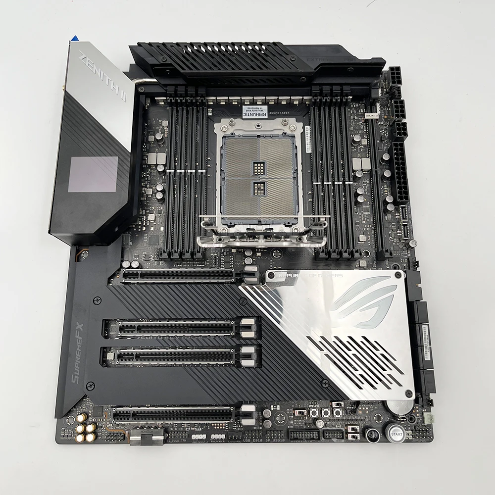 اللوحة الأم للألعاب ROG Zenith II Extreme Alpha TRX40 المقبس sTRX4 DDR4 M.2 USB3.2 E-ATX