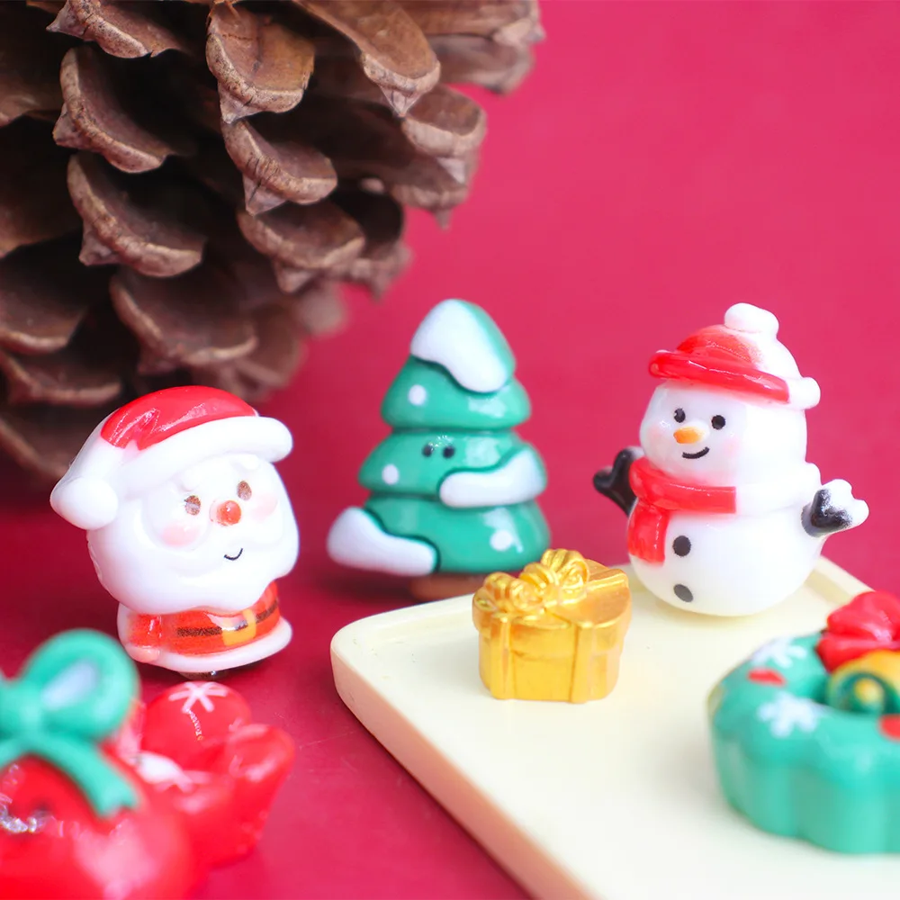 5pcs Mini Santa Claus Snowman Christmas Elk Tree Model Cartoon Decorative DIY Resin Christmas Doll Accessories Decoration