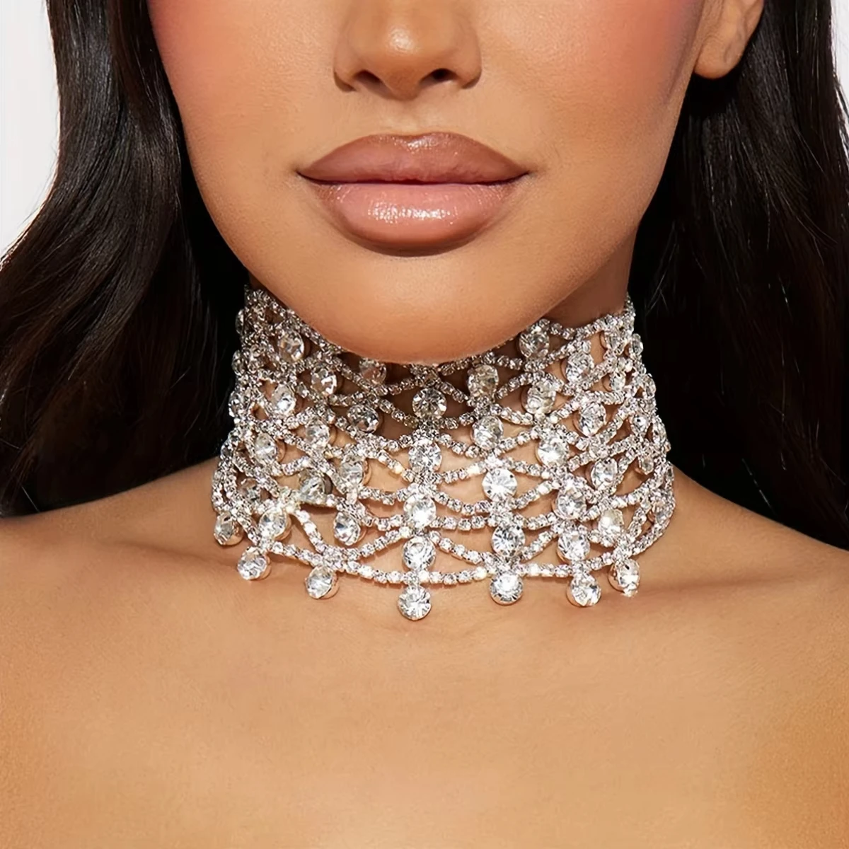 Neue modische glänzende Kristall-Halskette mit Strass-Quasten für Damen, Party-Accessoires – Detail 1