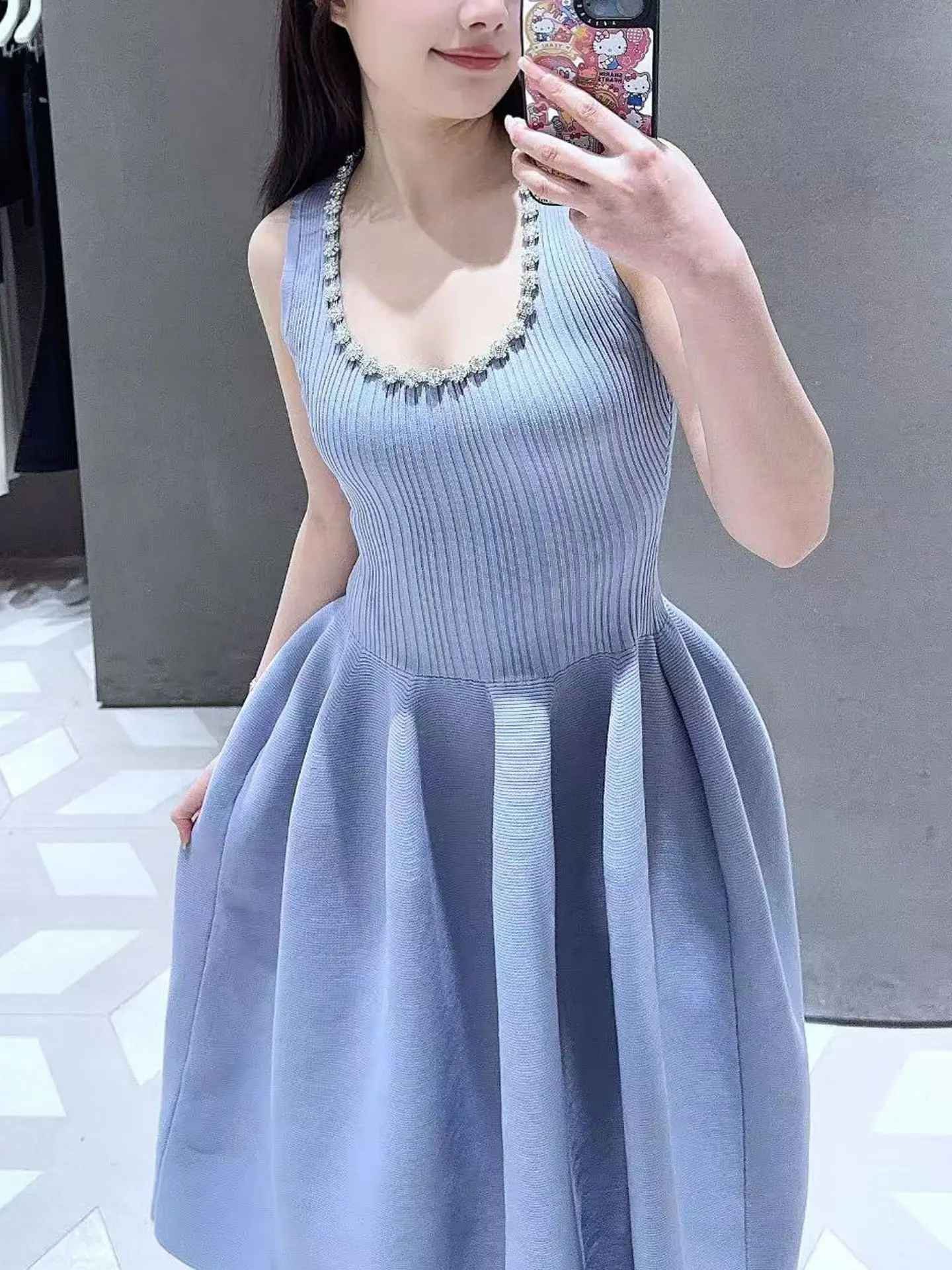 

Spring Summer New Style Elegant Sleeveless Large U-neck Violet Knitted Long Puffy Dress French Style High Waist Glue Pearl A-...